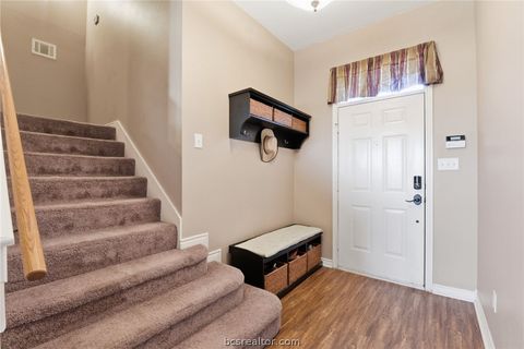 Tiny photo for 1425 W Villa Maria Road #605, Bryan, TX 77801 (MLS # 26003424)
