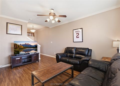 Tiny photo for 1425 W Villa Maria Road #605, Bryan, TX 77801 (MLS # 26003424)