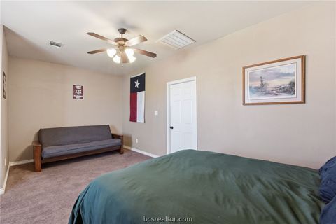 Tiny photo for 1425 W Villa Maria Road #605, Bryan, TX 77801 (MLS # 26003424)