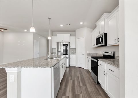 Tiny photo for 2001 Rock Ridge Avenue, Bryan, TX 77807 (MLS # 25010928)