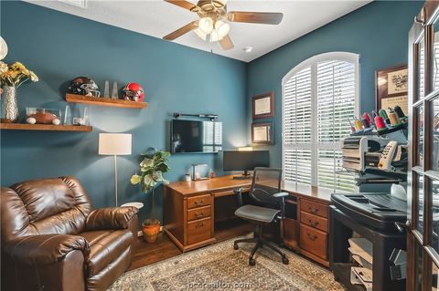 Tiny photo for 1605 Mariners Cove, College Station, TX 77845 (MLS # 26008815)
