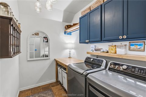 Tiny photo for 1605 Mariners Cove, College Station, TX 77845 (MLS # 26008815)