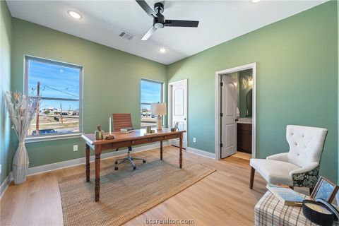 Tiny photo for 100 33rd St W, Bryan, TX 77803 (MLS # 26005567)