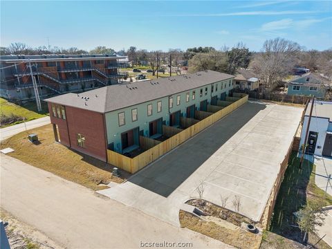 Tiny photo for 100 33rd St W, Bryan, TX 77803 (MLS # 26005567)