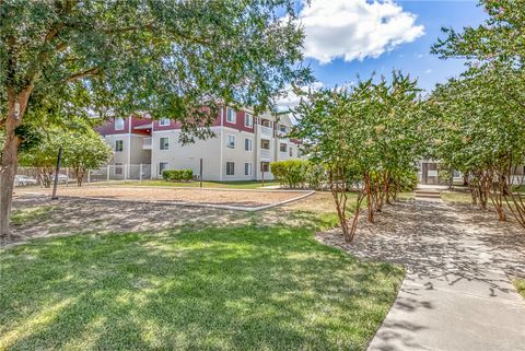 Photo of 517 Southwest Parkway #301, College Station, TX 77840 (MLS # 26000391)