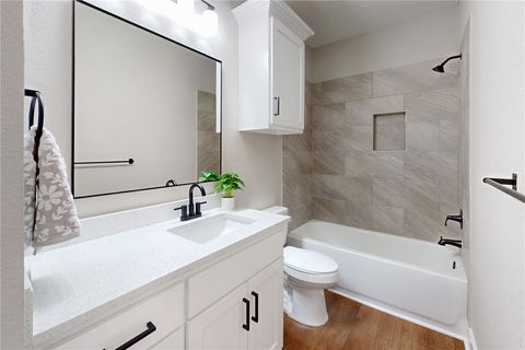 Tiny photo for 1313 Rollins Avenue, Bryan, TX 77803 (MLS # 26003000)