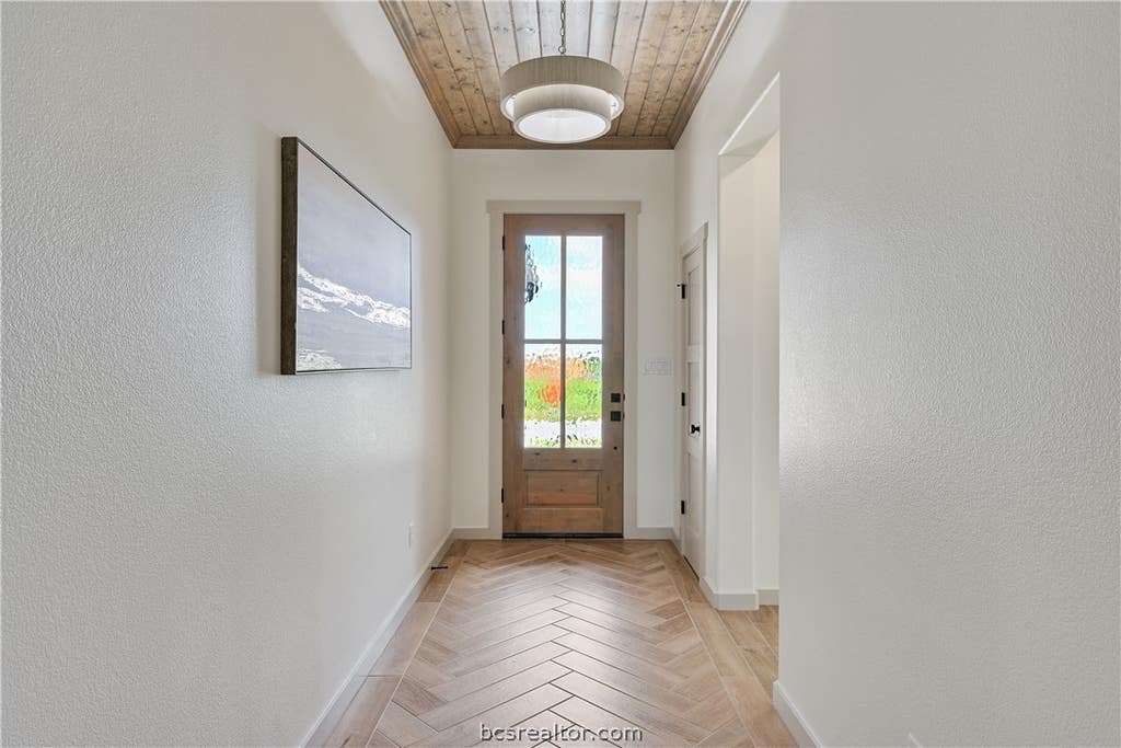 Photo of 2822 Captain Drive, Bryan, TX 77808 (MLS # 26009661)