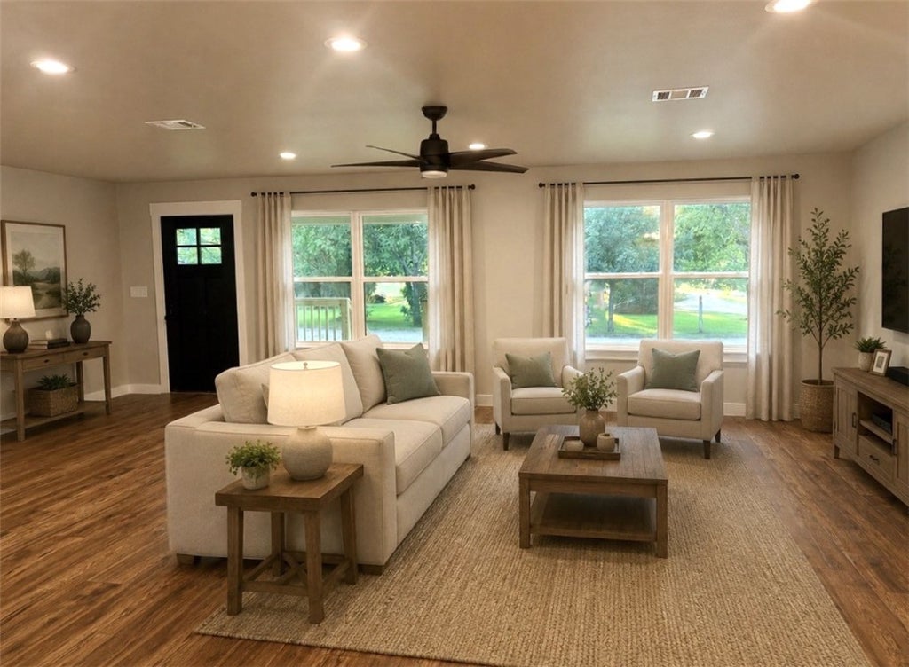 Photo of 2003 Terral Ct CT, Cameron, TX 76520 (MLS # 26010244)
