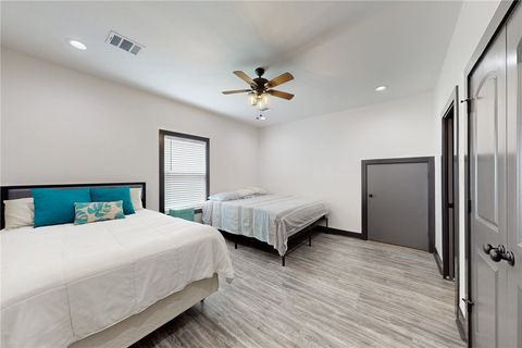 Tiny photo for 10477 Acacia Lane, Hearne, TX 77859 (MLS # 26003238)