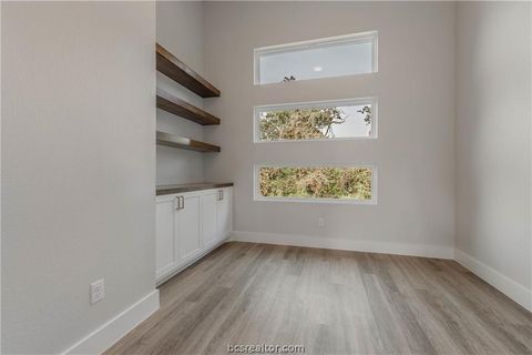 Tiny photo for 12 High Meadow Trail, Franklin, TX 77856 (MLS # 26001920)