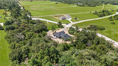 Tiny photo for 12 High Meadow Trail, Franklin, TX 77856 (MLS # 26001920)