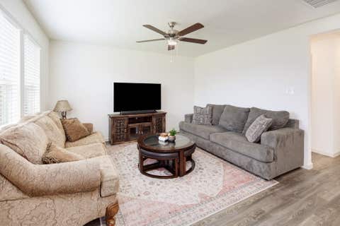 Tiny photo for 6005 Eagle Ridge DR, Bryan, TX 77807 (MLS # 26008985)