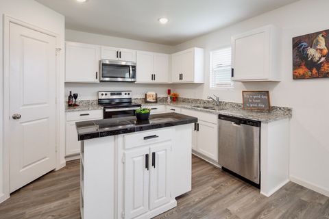 Tiny photo for 6005 Eagle Ridge DR, Bryan, TX 77807 (MLS # 26008985)