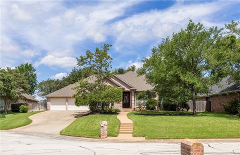 Photo of 703 Kingsmill Court, College Station, TX 77845 (MLS # 26005523)