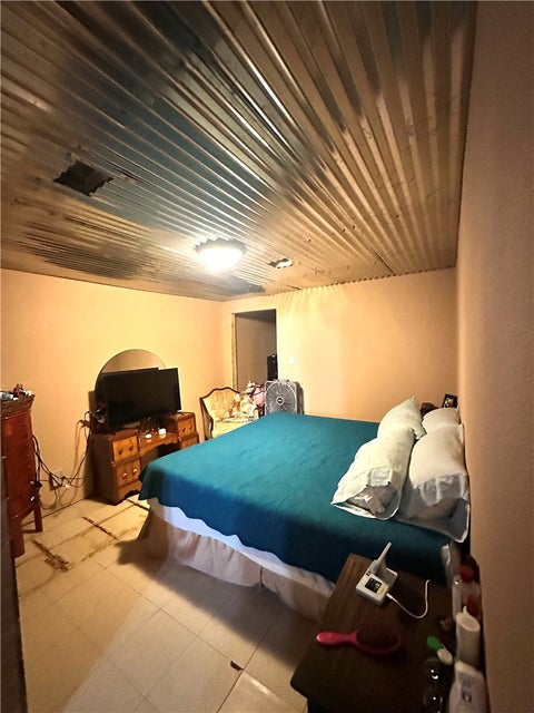 Tiny photo for 10682 Foxfire Drive, Plantersville, TX 77363 (MLS # 26010968)