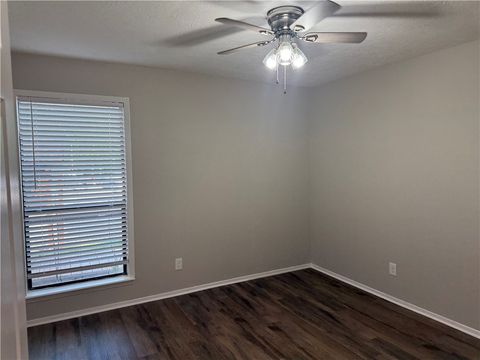 Tiny photo for 3923 Old Oaks Drive, Bryan, TX 77802 (MLS # 26001682)