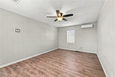 Tiny photo for 389 Mulberry, Somerville, TX 77879 (MLS # 26012479)