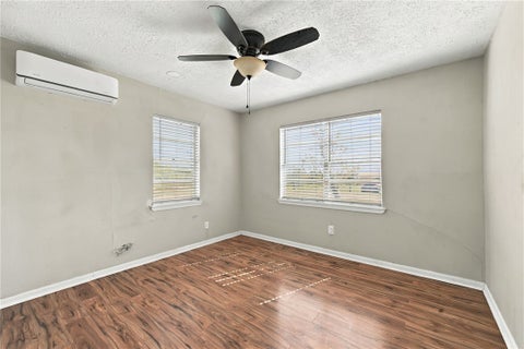 Tiny photo for 389 Mulberry, Somerville, TX 77879 (MLS # 26012479)