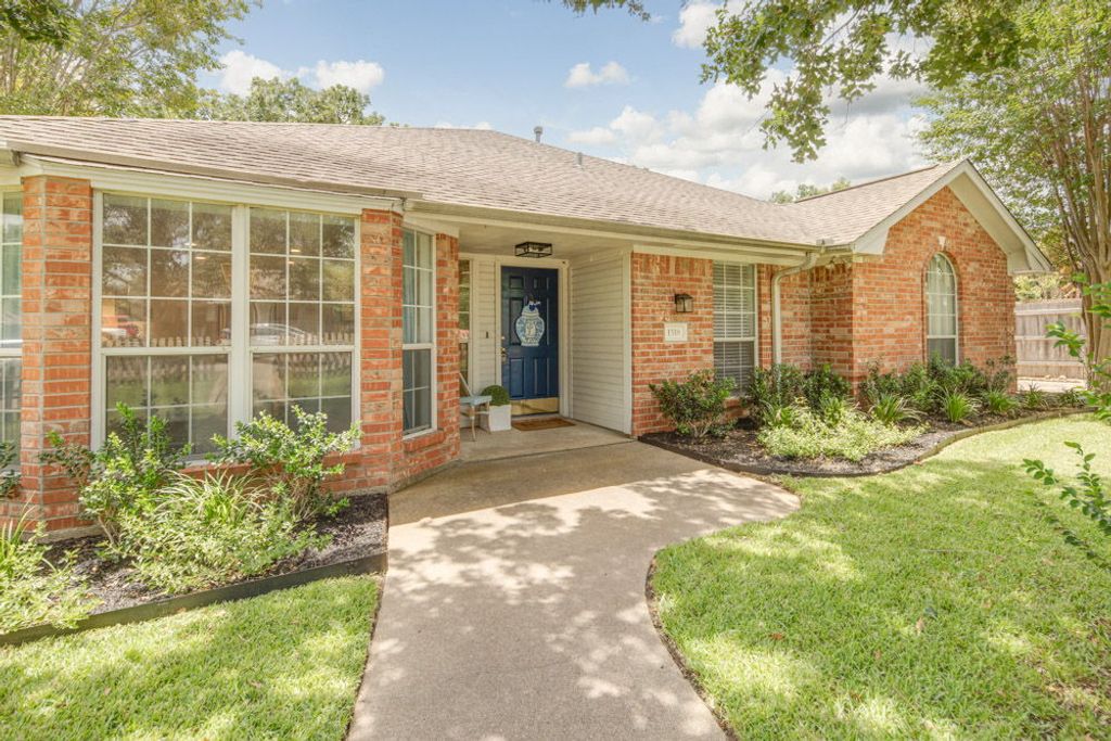 Photo of 1518 Jasmine Court, College Station, TX 77845 (MLS # 26007372)