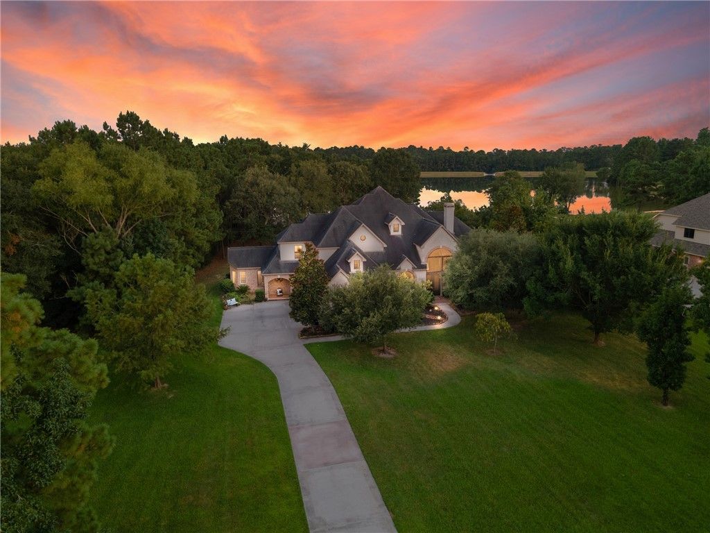 Photo of 11376 Majestic Drive, Montgomery, TX 77356 (MLS # 26000877)