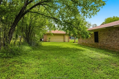 Tiny photo for 706 Mesquite Street, Calvert, TX 77837 (MLS # 26005058)