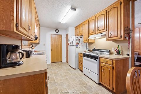 Tiny photo for 706 Mesquite Street, Calvert, TX 77837 (MLS # 26005058)