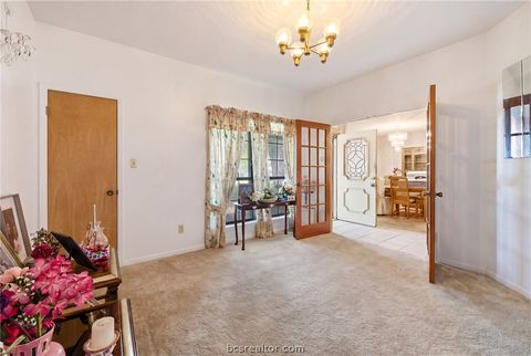 Tiny photo for 706 Mesquite Street, Calvert, TX 77837 (MLS # 26005058)