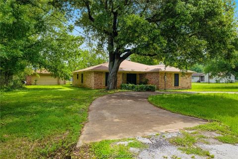 Tiny photo for 706 Mesquite Street, Calvert, TX 77837 (MLS # 26005058)