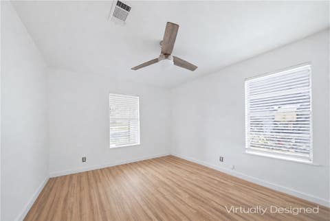 Tiny photo for 700 N Owensville Street, Franklin, TX 77856 (MLS # 26010233)