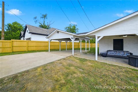 Tiny photo for 700 N Owensville Street, Franklin, TX 77856 (MLS # 26010233)