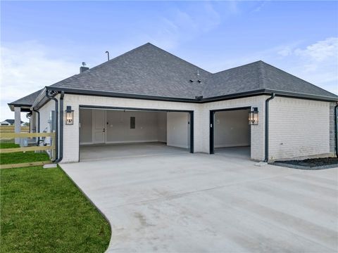 Tiny photo for 7823 Luke Ct Ct, Bryan, TX 77808 (MLS # 25011043)