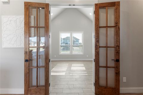 Tiny photo for 7823 Luke Ct Ct, Bryan, TX 77808 (MLS # 25011043)