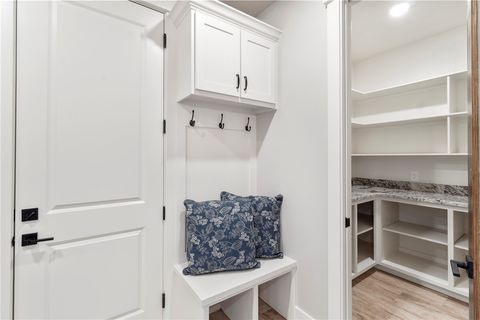 Tiny photo for 7823 Luke Ct Ct, Bryan, TX 77808 (MLS # 25011043)