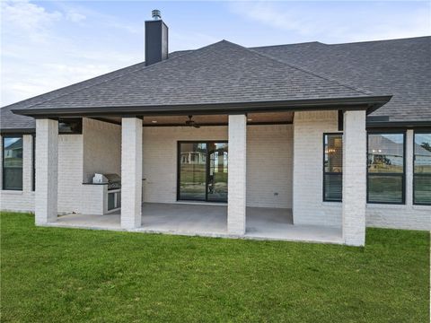 Tiny photo for 7823 Luke Ct Ct, Bryan, TX 77808 (MLS # 25011043)