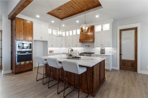 Tiny photo for 7823 Luke Ct Ct, Bryan, TX 77808 (MLS # 25011043)