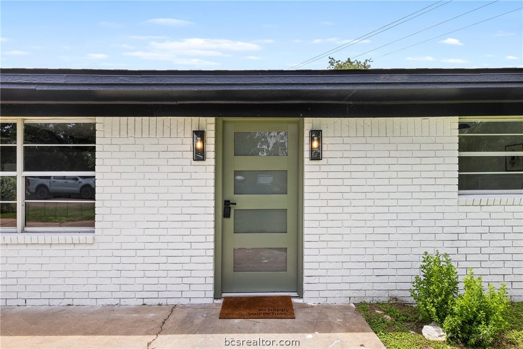 Photo of 100 Shady Oaks Lane, Somerville, TX 77879 (MLS # 26007184)