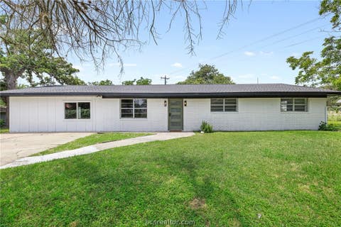 Photo of 100 Shady Oaks Lane, Somerville, TX 77879 (MLS # 26007184)