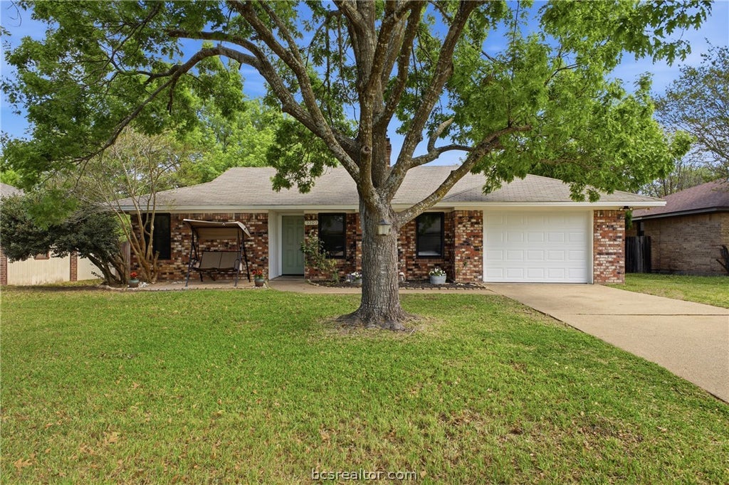 Photo of 3303 Wildrye Drive, College Station, TX 77845 (MLS # 26011104)