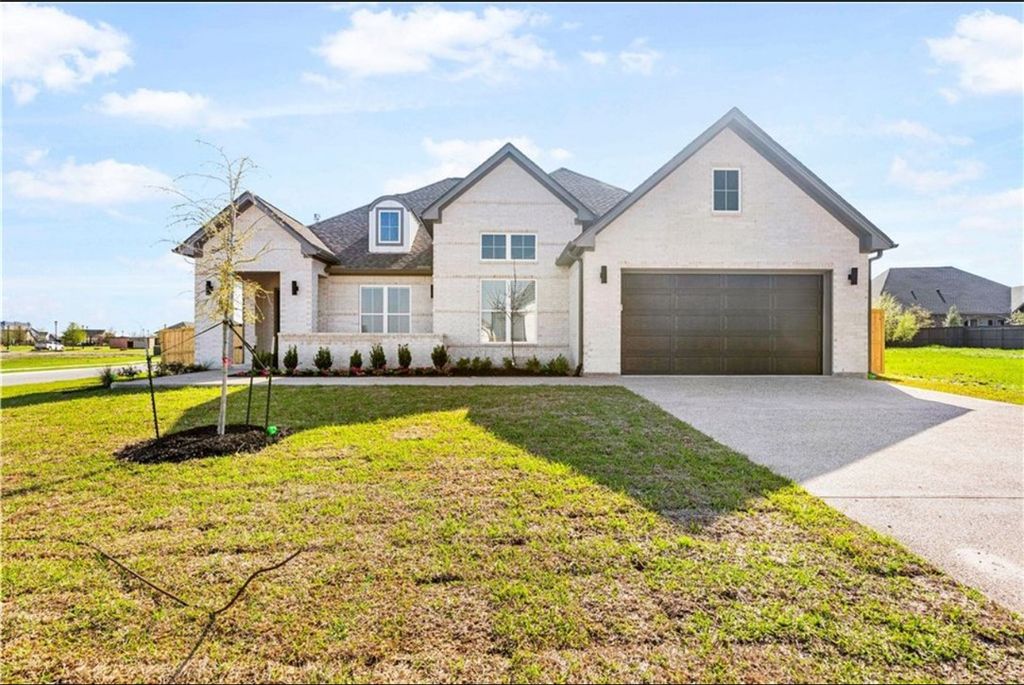 Photo of 5102 Greenstone Way Way, Bryan, TX 77802 (MLS # 25012718)