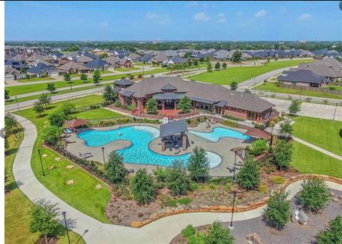 Tiny photo for 5102 Greenstone Way Way, Bryan, TX 77802 (MLS # 25012718)