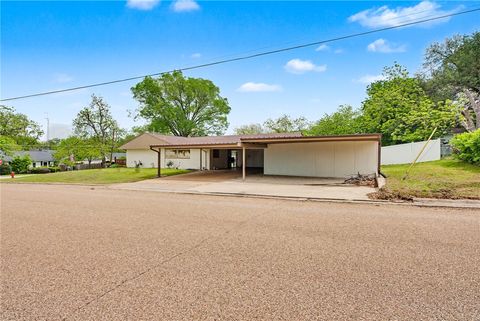 Tiny photo for 305 N Harvey Street, Caldwell, TX 77836 (MLS # 26004584)