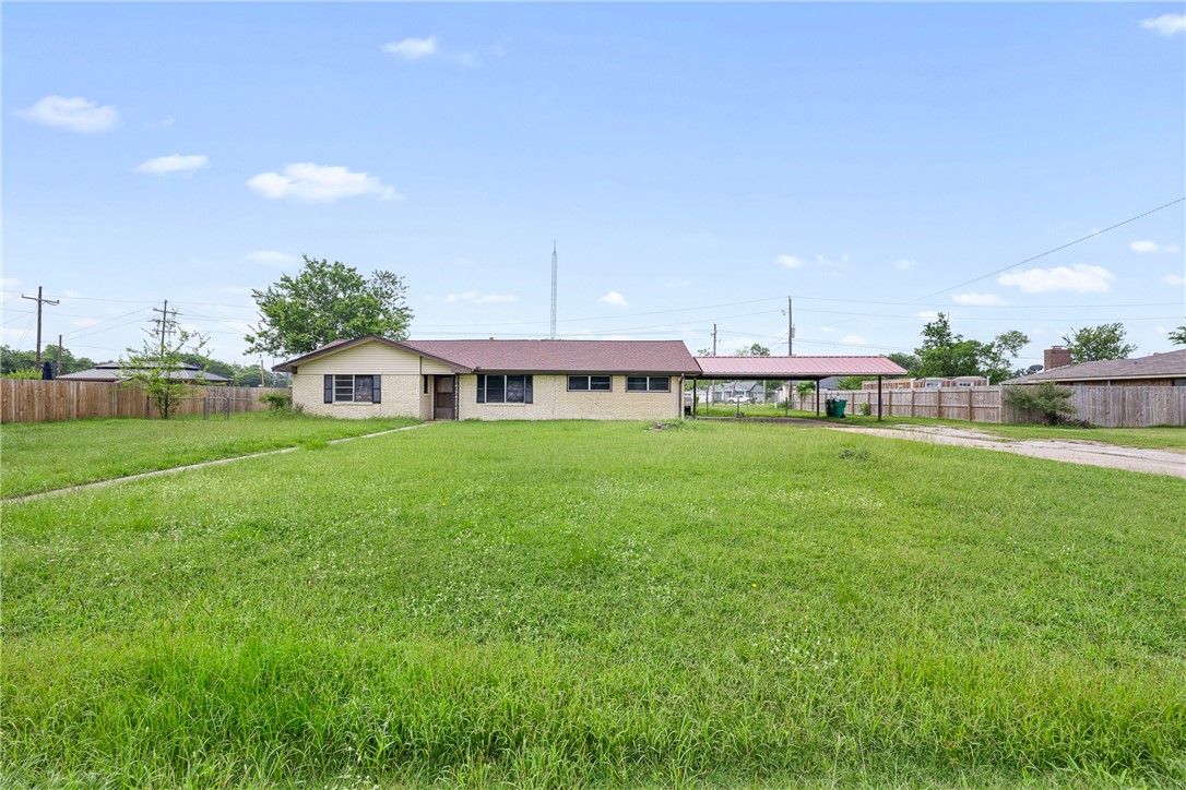 305 W School Street