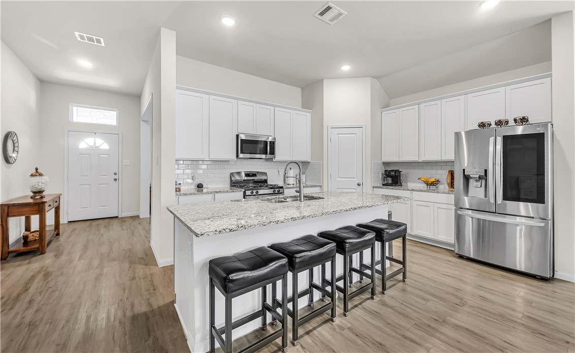 Navasota, Texas 77868, United States, 3 Bedrooms Bedrooms, ,2 BathroomsBathrooms,Residential,Active,188663