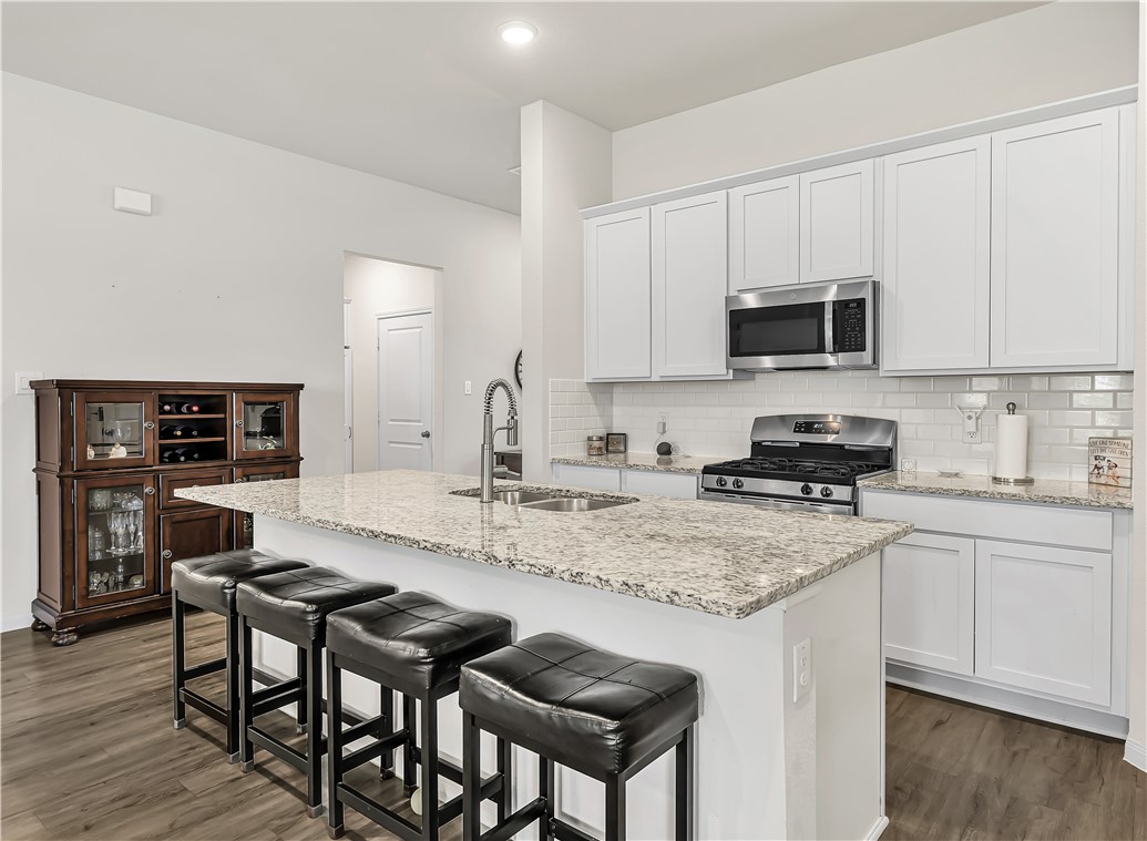 Navasota, Texas 77868, United States, 3 Bedrooms Bedrooms, ,2 BathroomsBathrooms,Residential,Active,188663