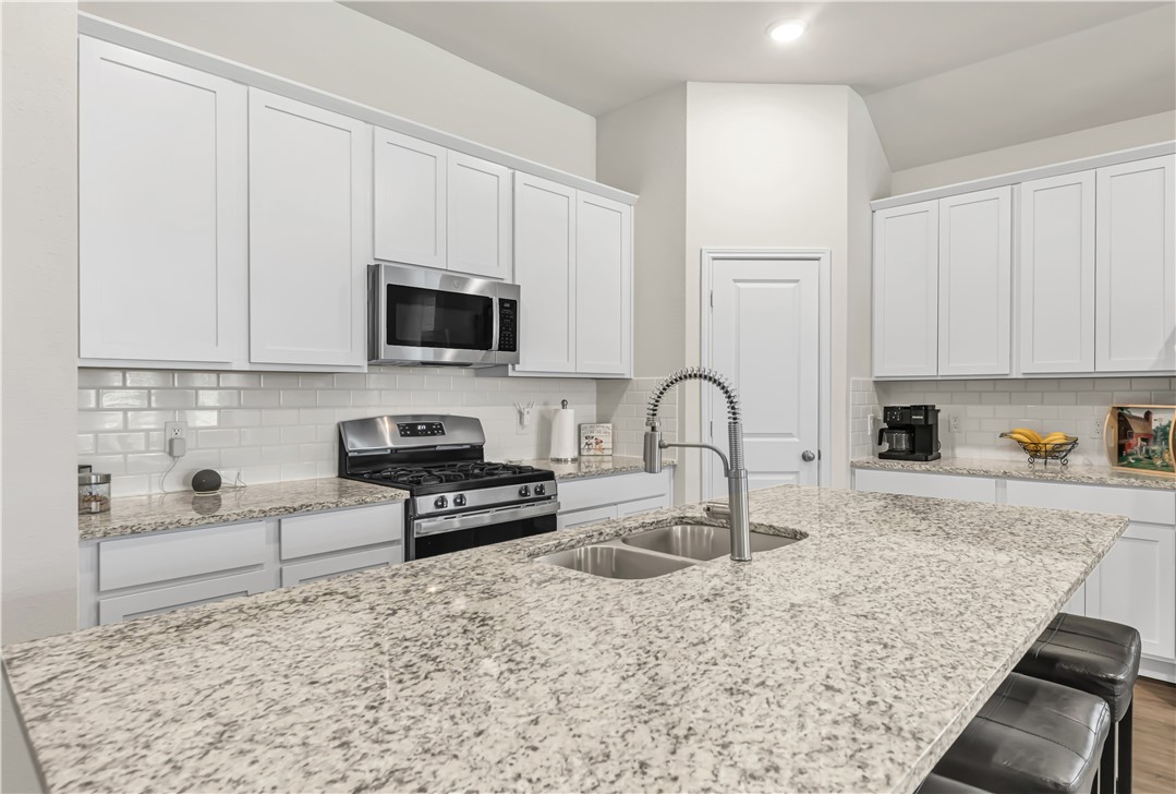 Navasota, Texas 77868, United States, 3 Bedrooms Bedrooms, ,2 BathroomsBathrooms,Residential,Active,188663