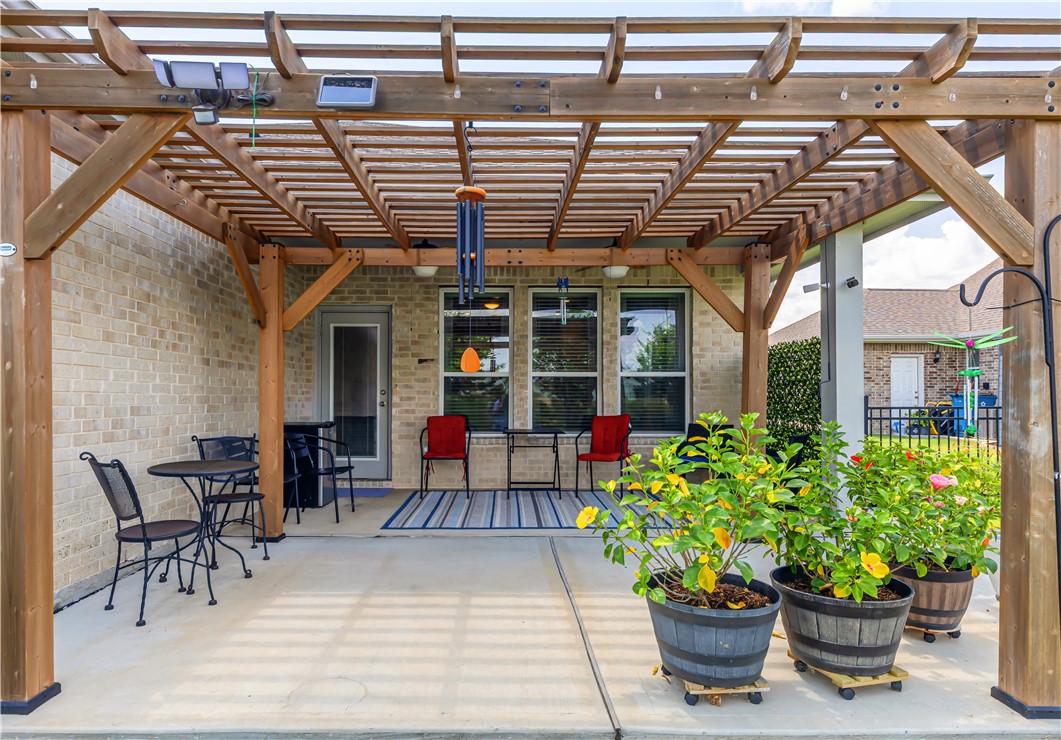 Navasota, Texas 77868, United States, 3 Bedrooms Bedrooms, ,2 BathroomsBathrooms,Residential,Active,188663