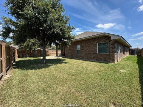 Tiny photo for 1027 Emerald Dove Avenue, College Station, TX 77845 (MLS # 26011867)