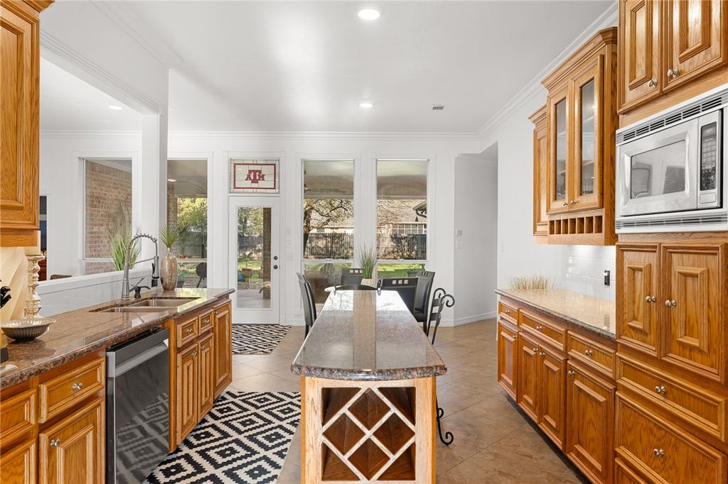 Photo of 705 Kingsmill Court, College Station, TX 77845 (MLS # 25012429)