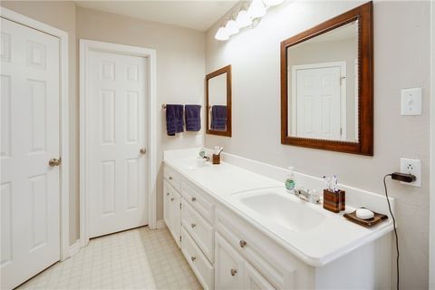Tiny photo for 3805 Ravenwood Drive, Bryan, TX 77802 (MLS # 25010964)