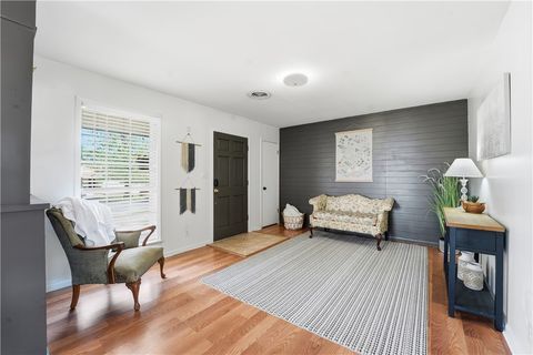 Tiny photo for 2412 Airline Dr, Brenham, TX 77833 (MLS # 26002480)